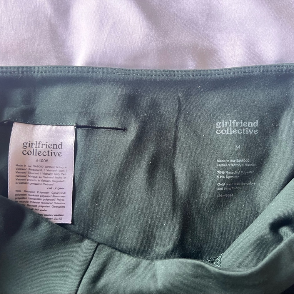 Girlfriend Collective Compressive High Rise Legging - Picture 2 of 3